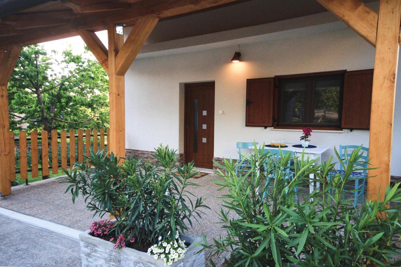 Apartman Lanterna Viskovo Luaran gambar